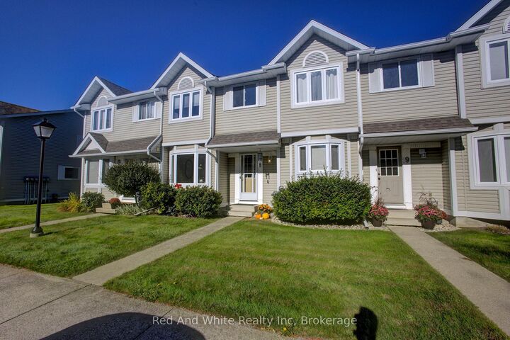 Property Photo:  160 Morpeth Street 8  ON N0H 2L0 