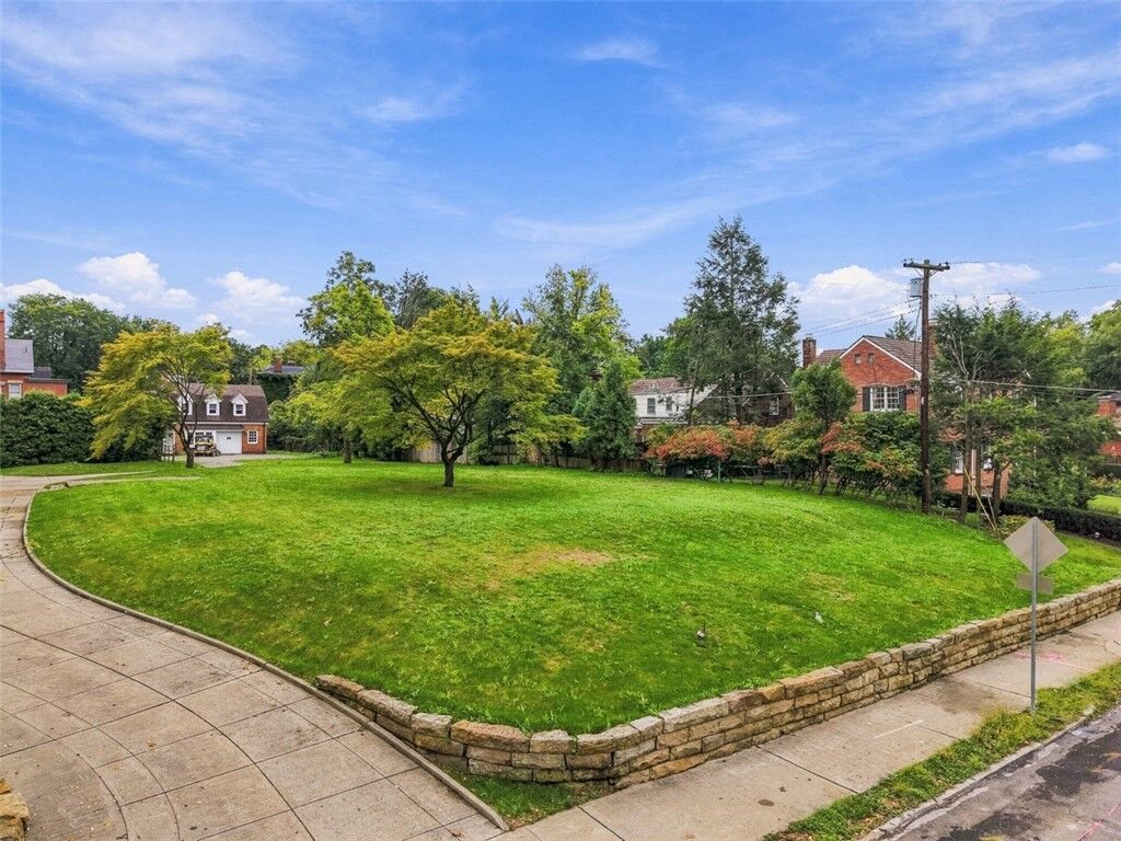 Property Photo:  5238 Ellsworth Ave  PA 15232 