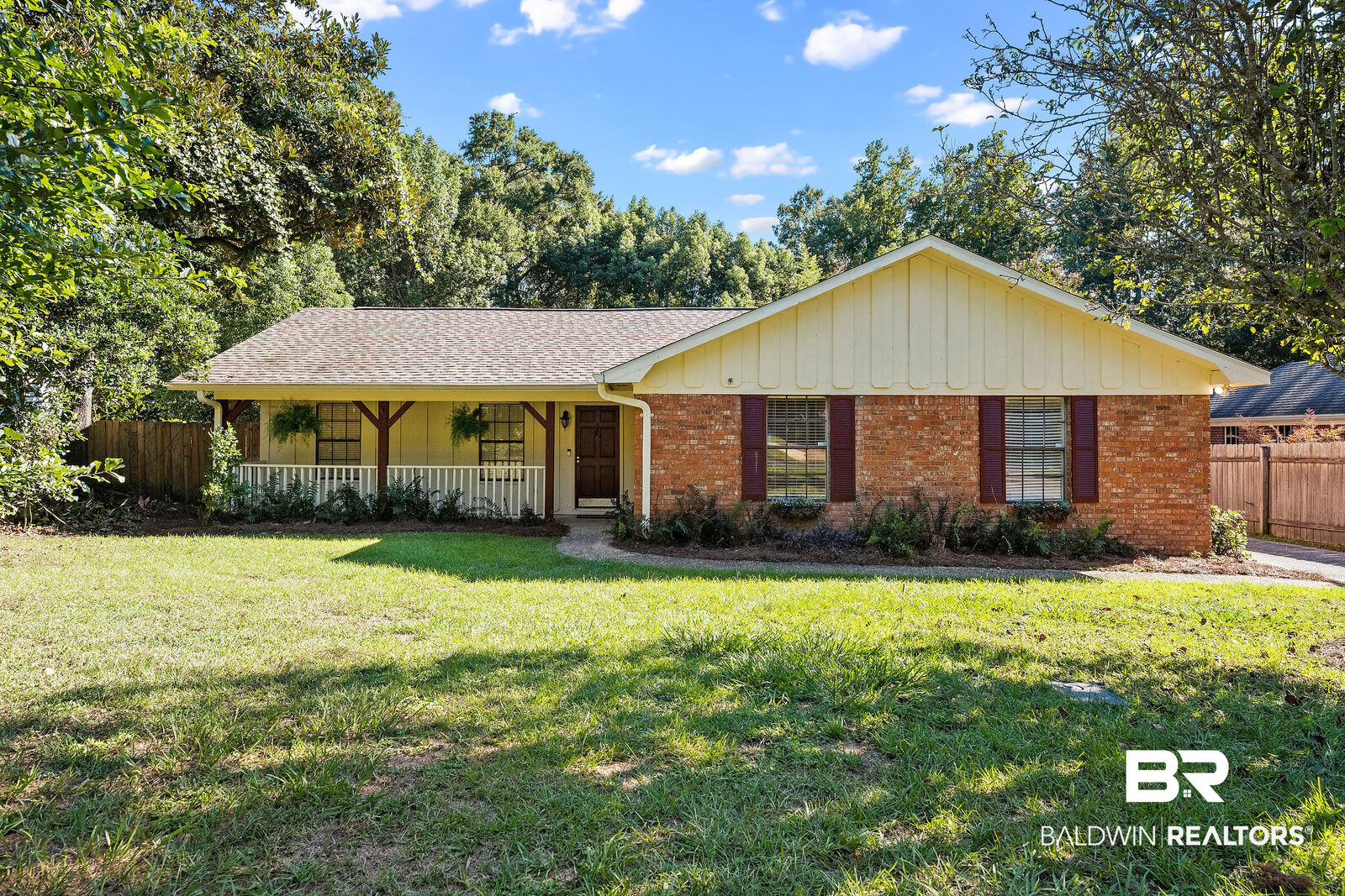 Property Photo:  130 Brentwood Drive  AL 36526 