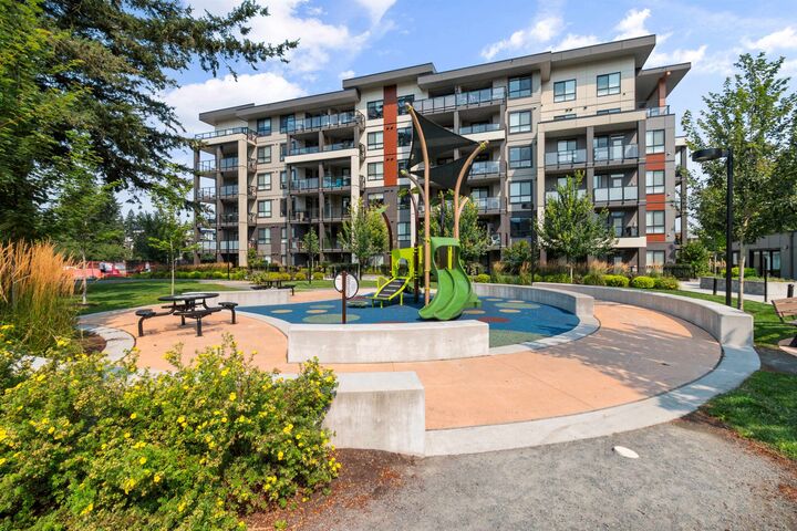 Property Photo:  45505 Campus Drive 604  BC V2R 6L2 