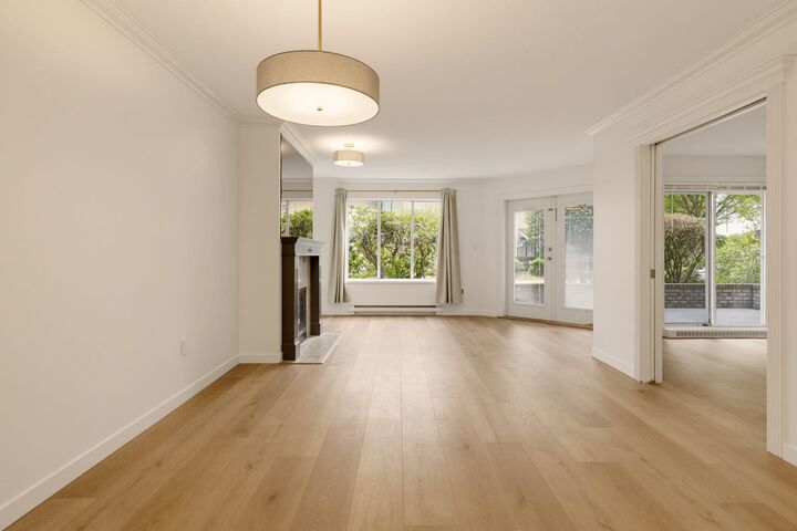 Property Photo:  25 Richmond Street 105  BC V3L 5P9 
