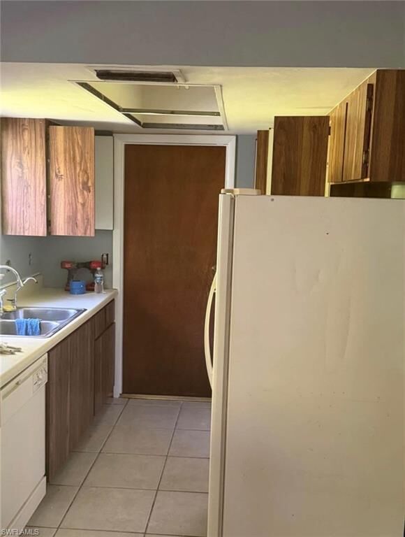 Property Photo:  19224 Murcott Dr E  FL 33967 