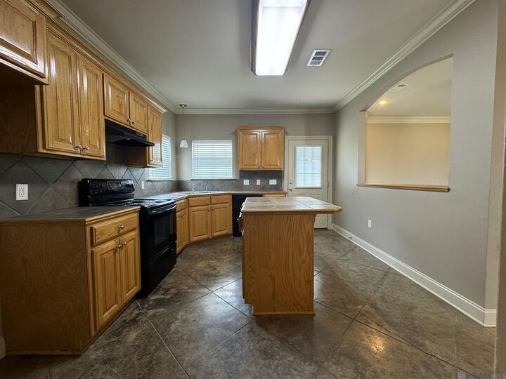 Property Photo:  14369 Park Avenue  LA 70769 