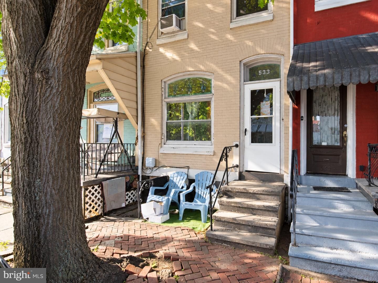 Property Photo:  533 Laurel Street  PA 19602 