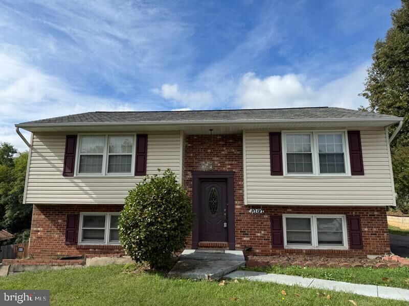 Property Photo:  10310 Meadowview Drive  VA 22408 