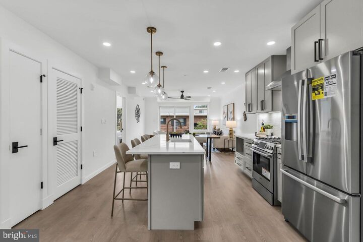 Property Photo:  1201 N Quinn Street 203  VA 22209 