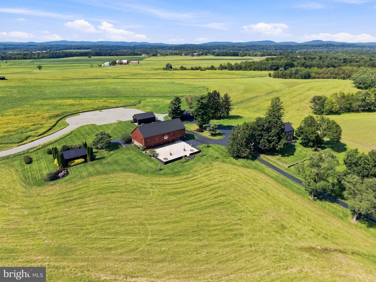 Property Photo: 5107 W Canal Road PA 17315
