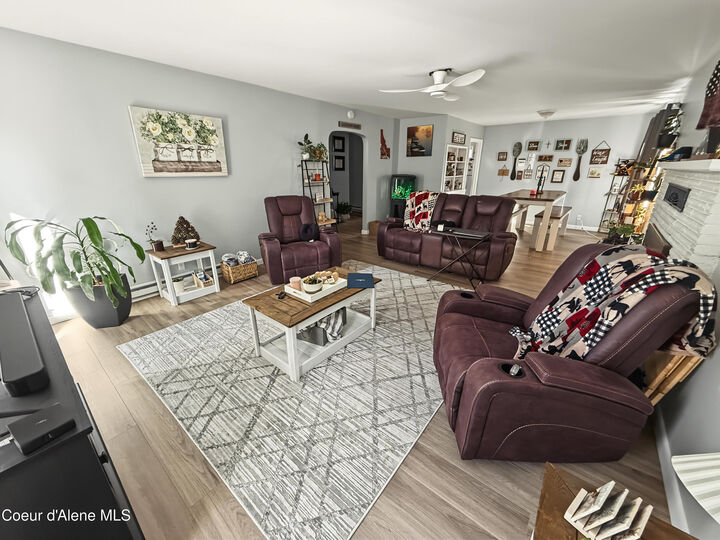 Property Photo:  9919 W D St  ID 83876 