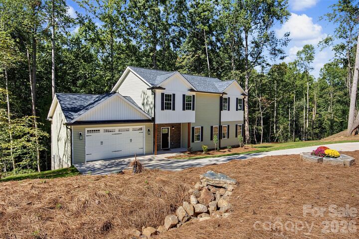 Property Photo: 181 Meadowlark Lane NC 28625