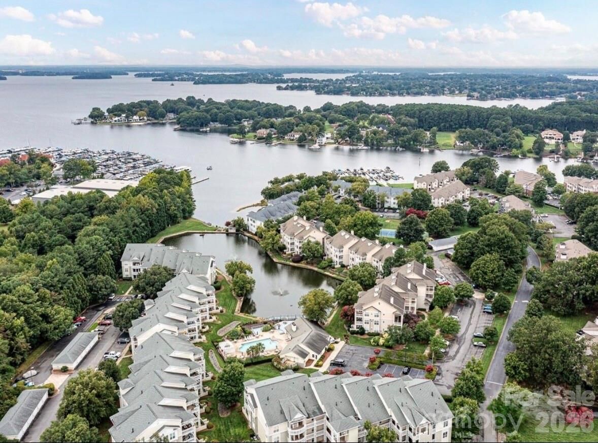 Property Photo:  18809 Nautical Drive  NC 28031 