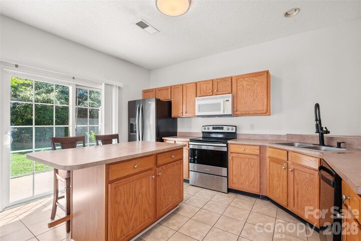 Property Photo:  2738 Mill Valley Court  NC 28105 