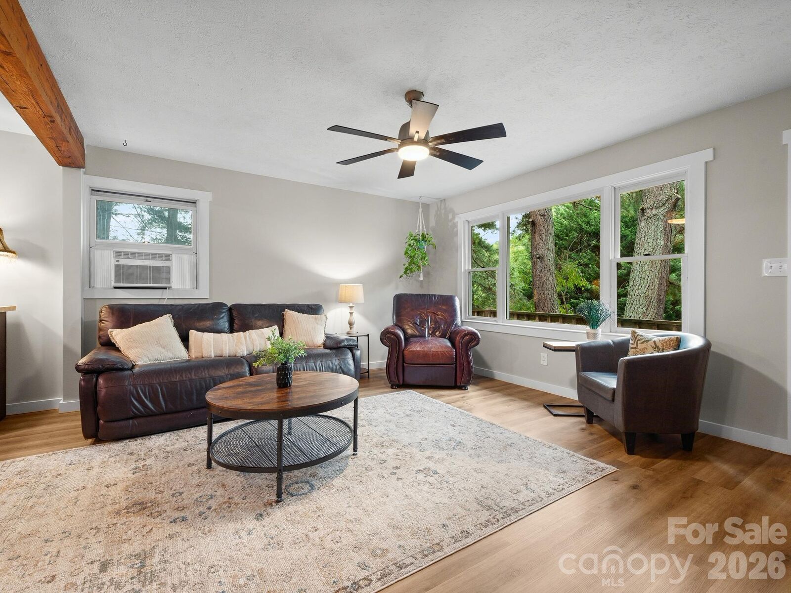 Property Photo:  305 Youngs Cove Road  NC 28715 