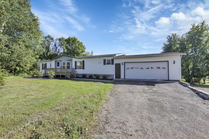 Property Photo:  6195 US Highway 22 NW  OH 43150 
