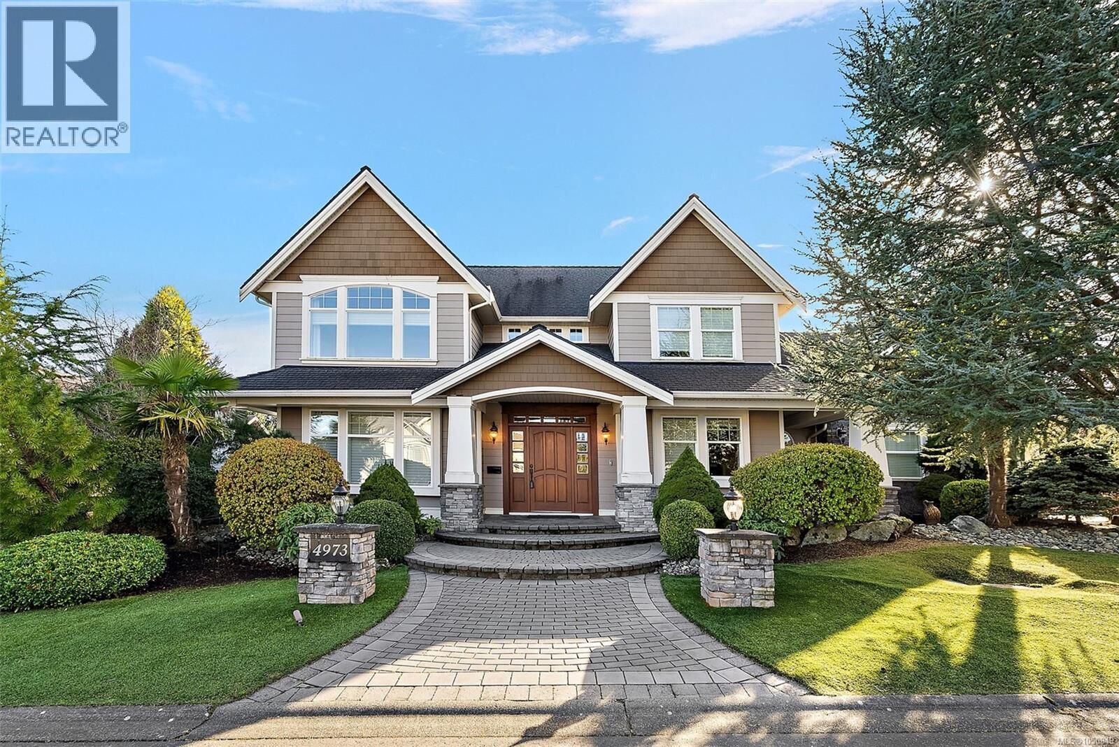 Property Photo:  4973 La Quinta Place  BC V8Y 3G9 