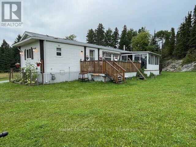 Property Photo:  47 Pine Crescent  ON P8N 0A2 
