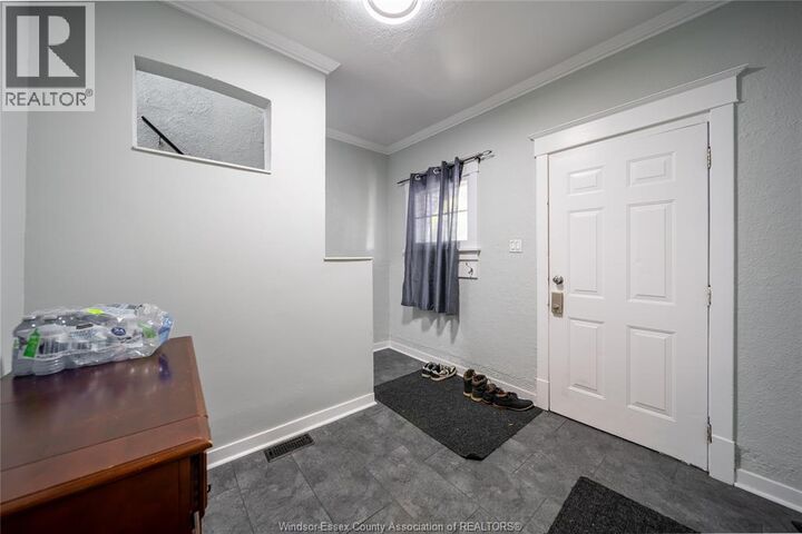 Property Photo:  475 McKay Avenue  ON N9B 1Z7 