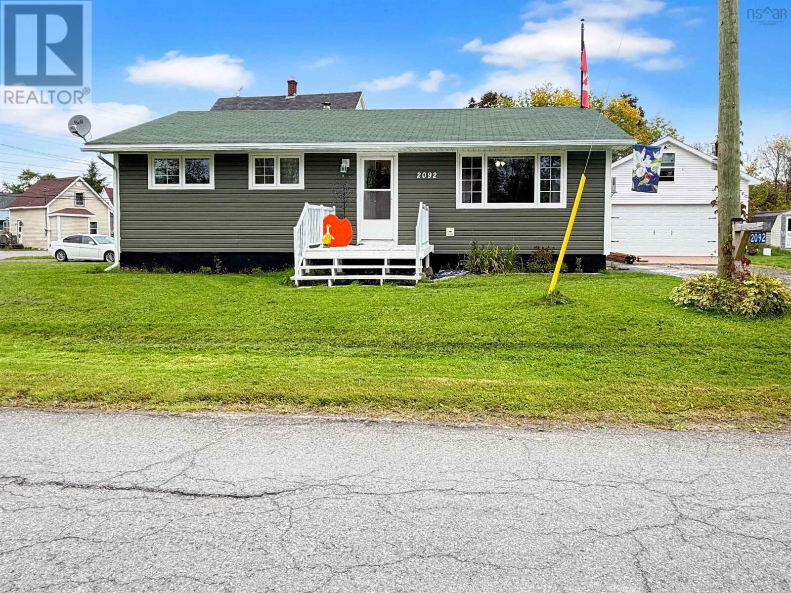 Property Photo:  2092 Macquarrie Avenue  NS B0K 2A0 