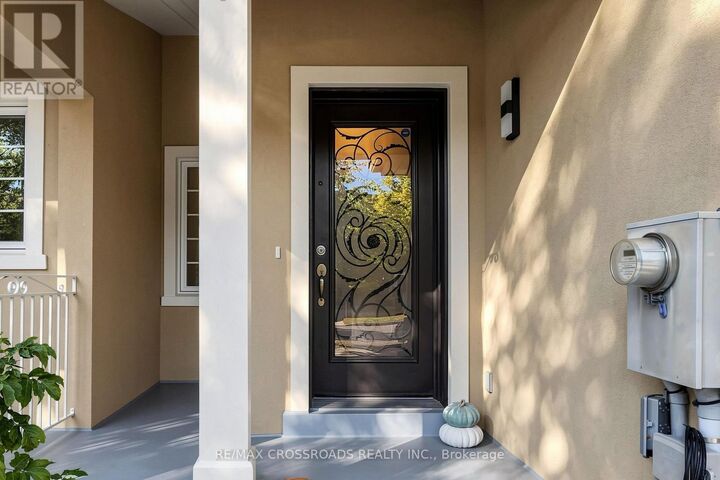 Property Photo:  74 Romance Drive  ON L4S 2R8 