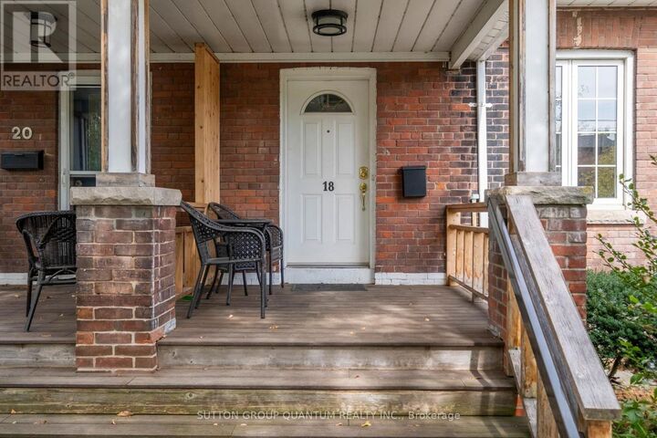 Property Photo:  18 Albani Street  ON M8V 1X2 