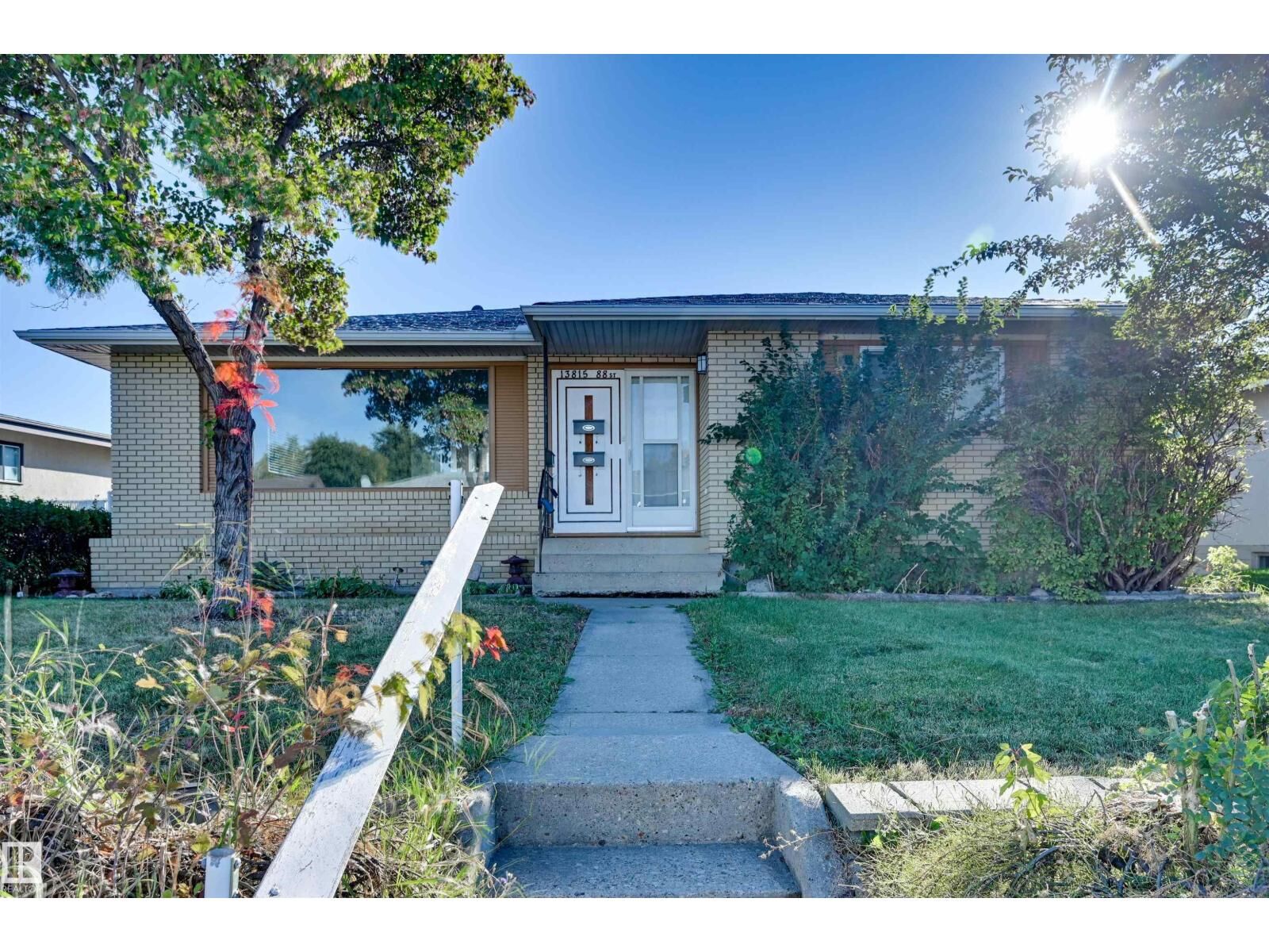 Property Photo:  13815 88 St NW  AB T5E 3J1 