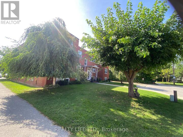 Property Photo:  2124 Harris Crescent  ON L7R 1G4 