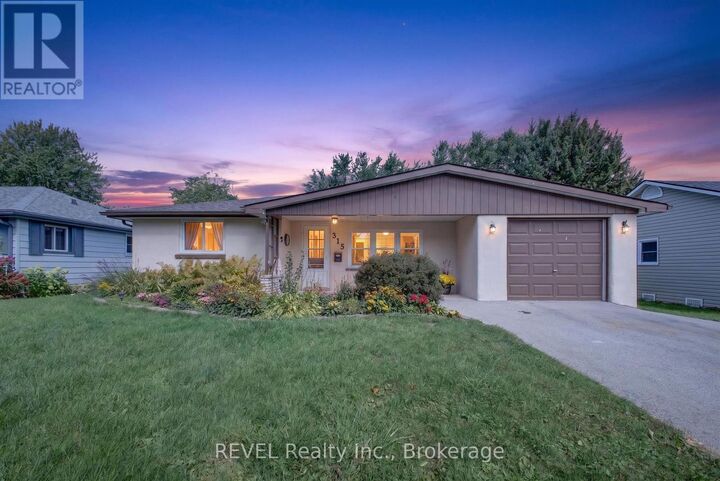 Property Photo:  315 Park Avenue West  ON N1A 1M7 