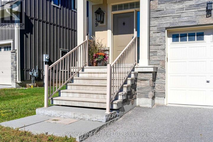 Property Photo:  199 Yellow Birch Crescent  ON L9Y 0Y5 