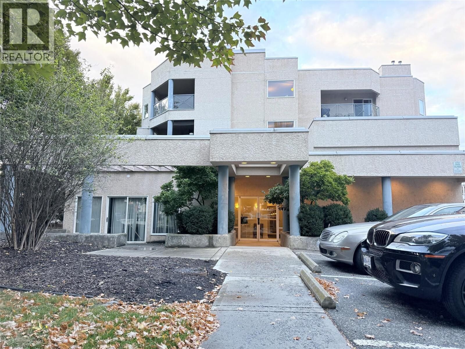 Property Photo:  3115 De Montreuil Court 407  BC V1W 3W1 
