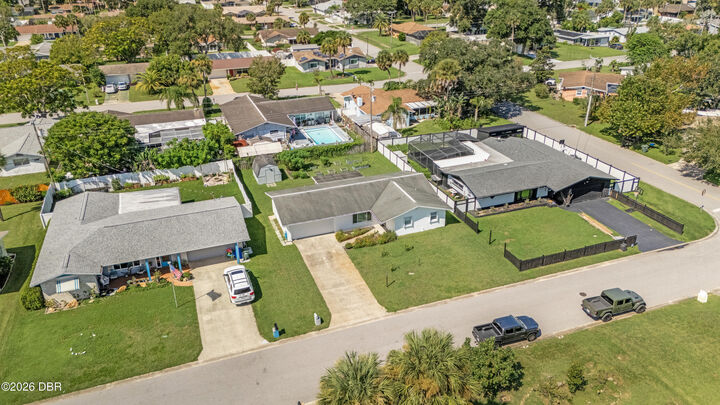 Property Photo: 1304 Peachtree Road FL 32114
