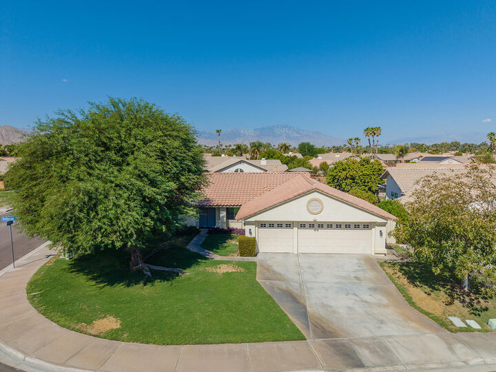 Property Photo:  44435 Buttercup Lane  CA 92253 