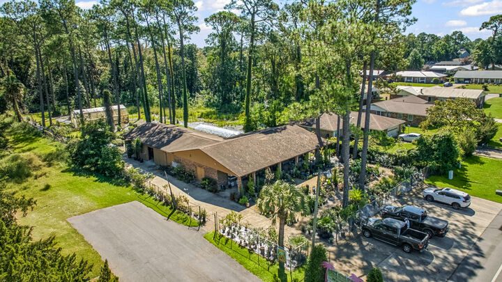Property Photo: 1405 Palm Boulevard FL 32578