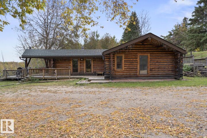 Property Photo:  657 59201 Rng Road 95  AB T0A 3A3 
