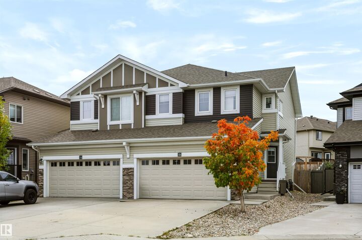 Property Photo: 38 Sentry Way AB T8H 2N8