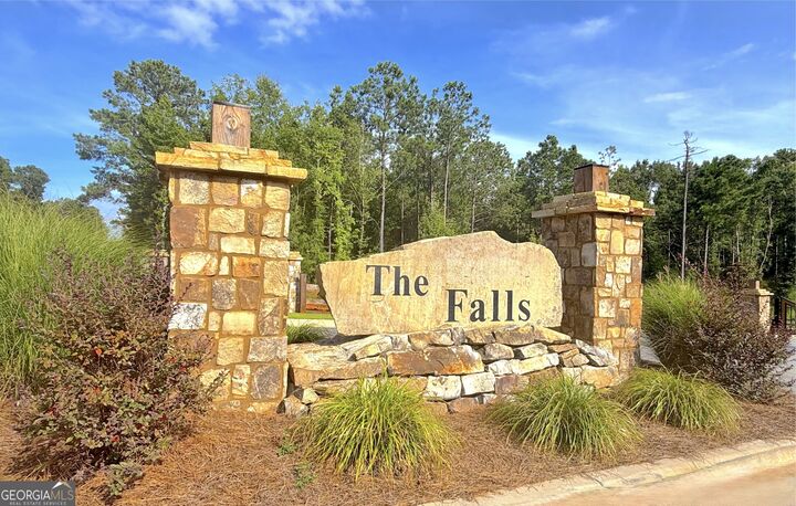 Property Photo: 228 Whispering Ridge Lot 15 GA 31061