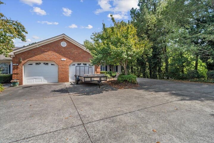 Property Photo:  1698 Pin Oak Drive  GA 30721 