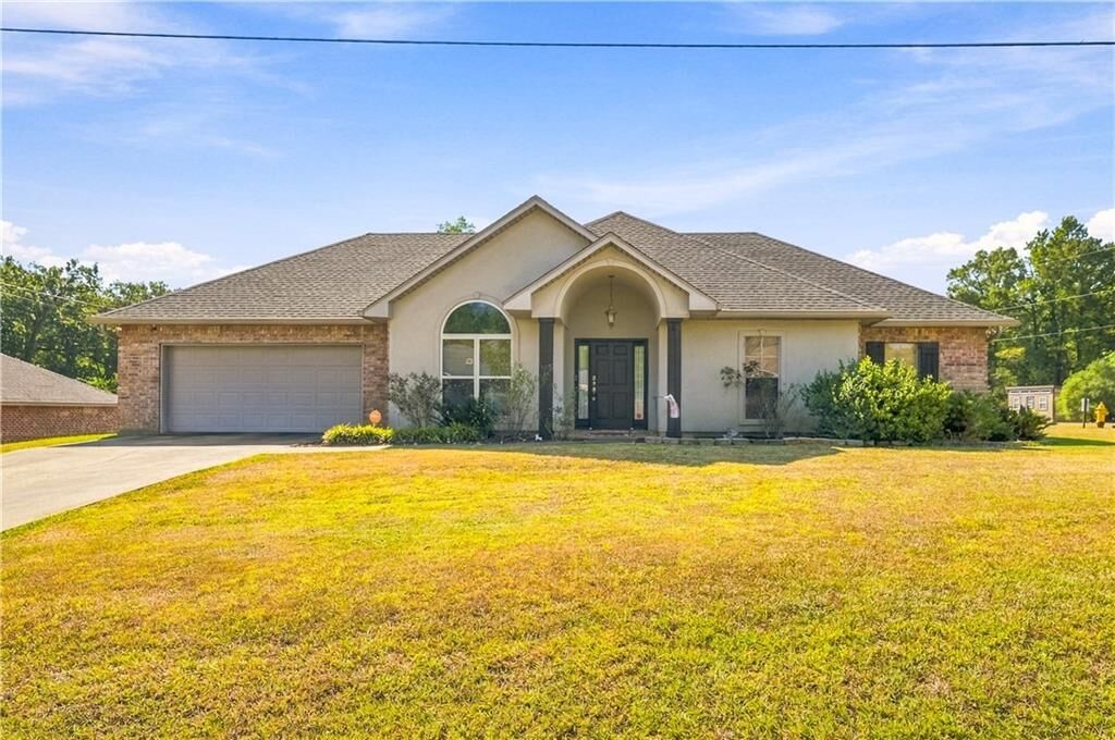 Property Photo:  109 Abby Lane  LA 71409 