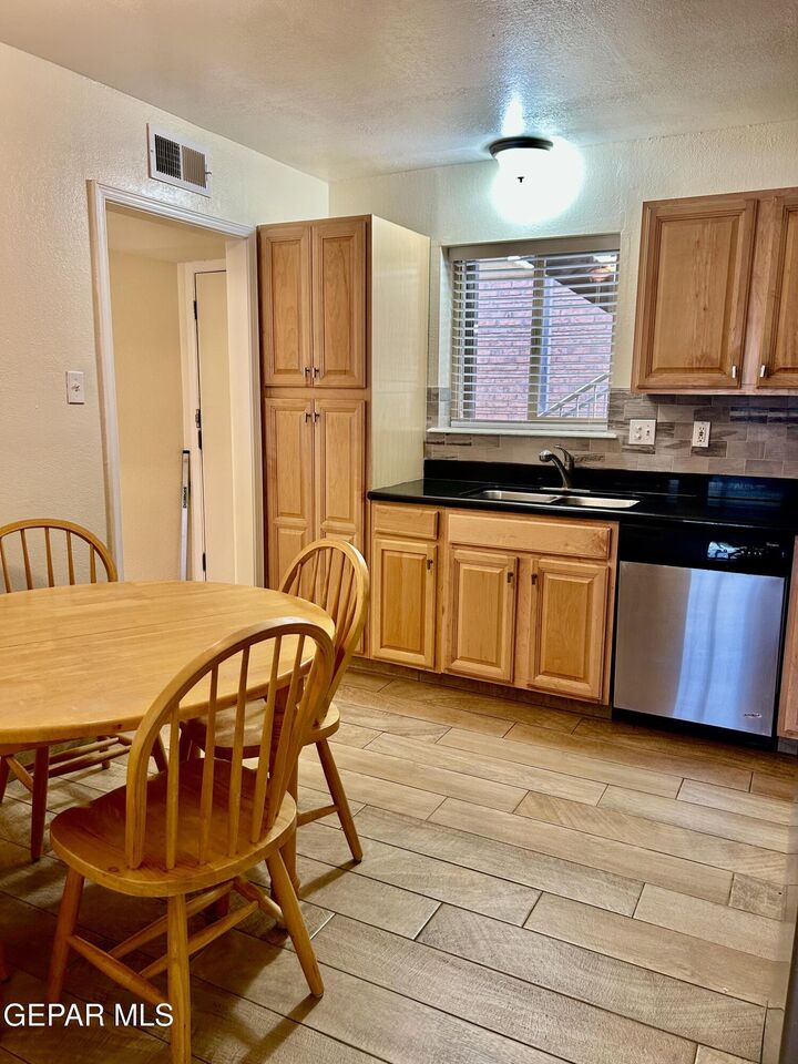 Property Photo:  4433 N Stanton Street 351 F  TX 79902 