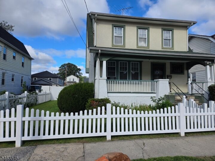 Property Photo:  185 Floyd St  NJ 07109 