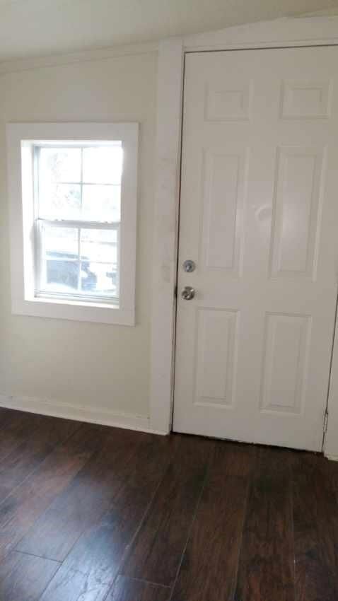 Property Photo: 416 N Erskine Street TX 77515