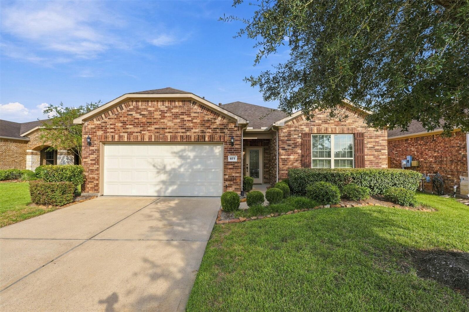 Property Photo:  677 Tenuta Lane  TX 77573 