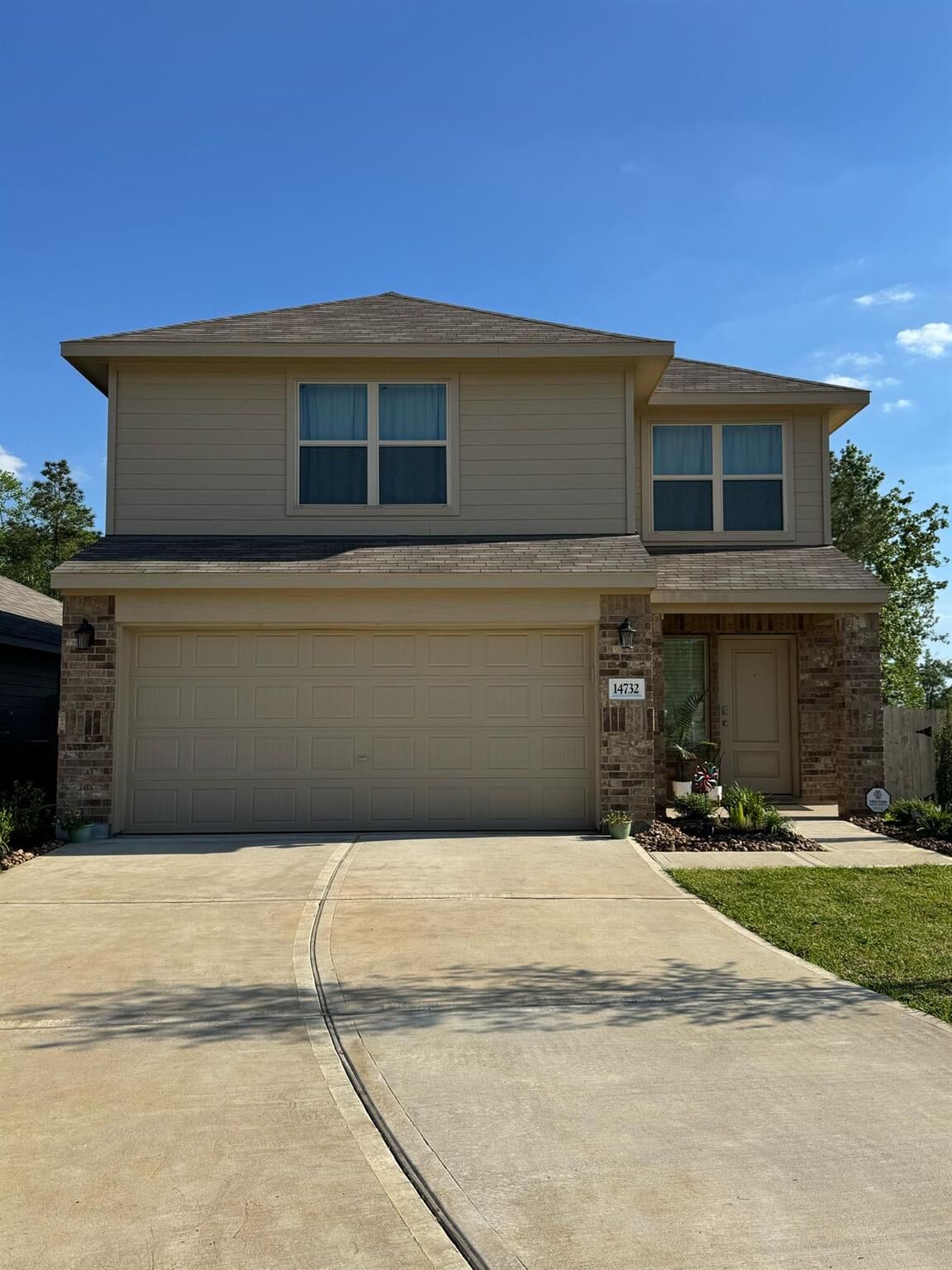 Property Photo: 14732 S Ascot Bend Circle TX 77306