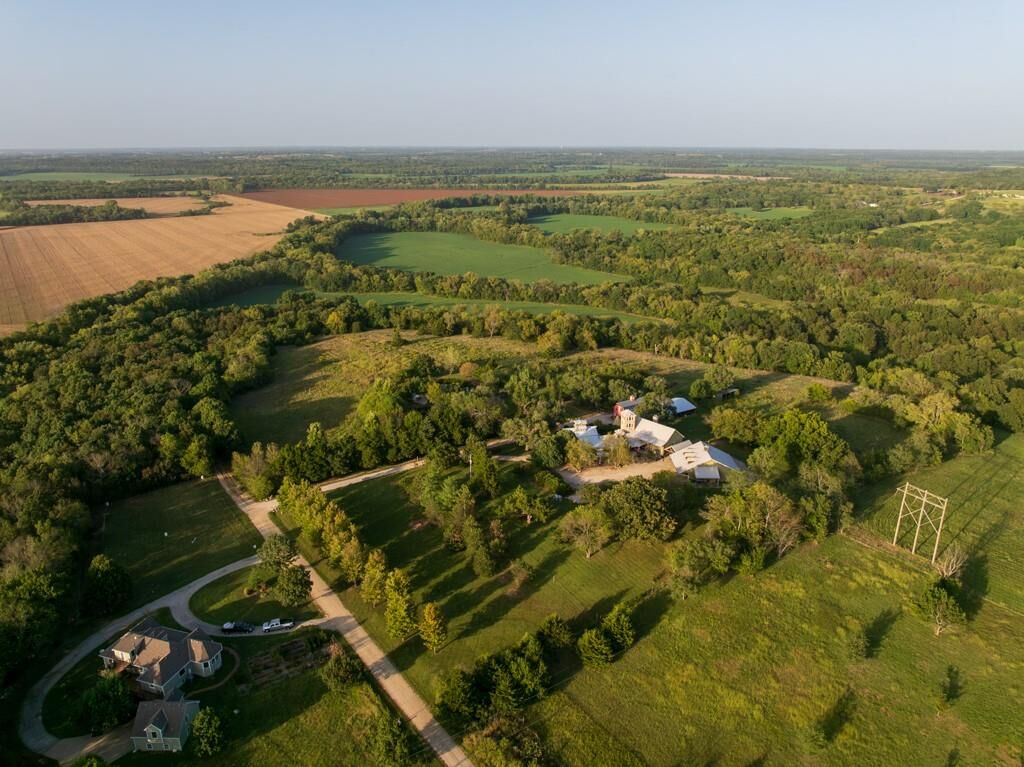 Property Photo: 2347 Oregon Terrace KS 66079