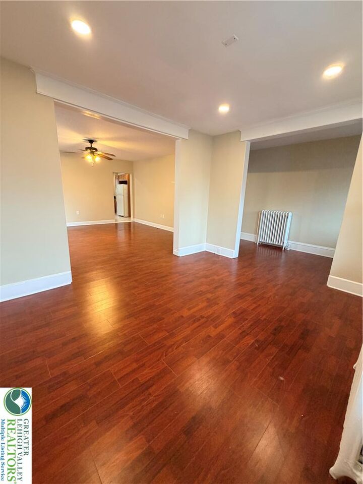 Property Photo:  1134 Jackson Street  PA 18042 