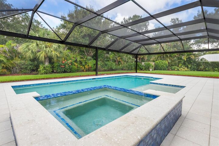 Property Photo:  11231 SW Thornton Avenue  FL 34269 