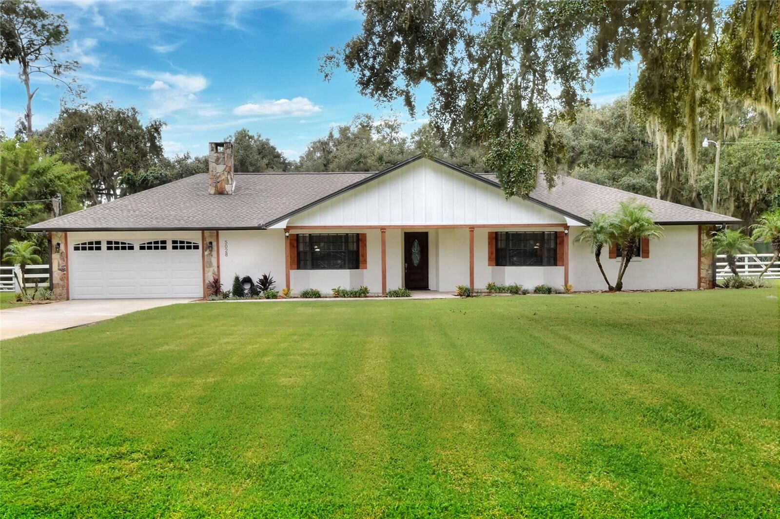 Property Photo:  5028 Musket Drive  FL 33810 