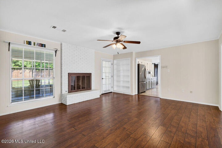 Property Photo:  511 N Forest Avenue  MS 39560 