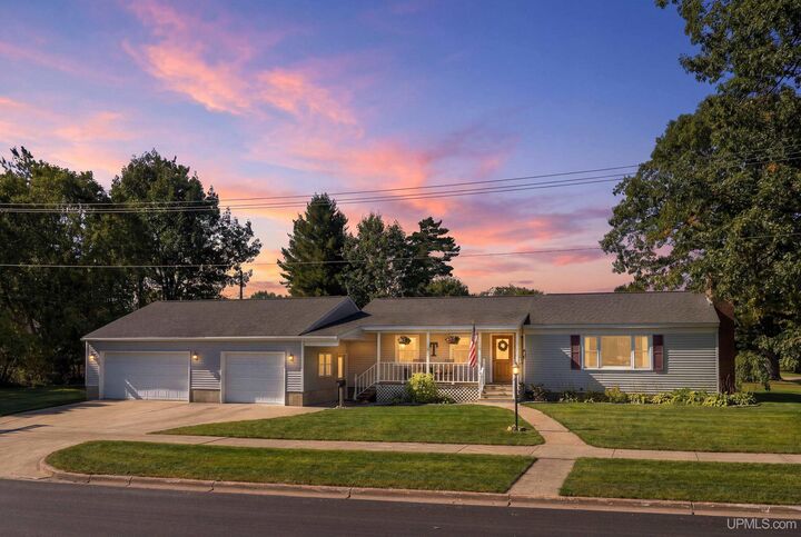 Property Photo:  602 S 11th Street  MI 49829 
