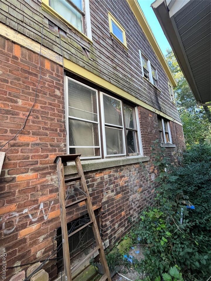 Property Photo:  16583 Stoepel Street  MI 48221 3055 