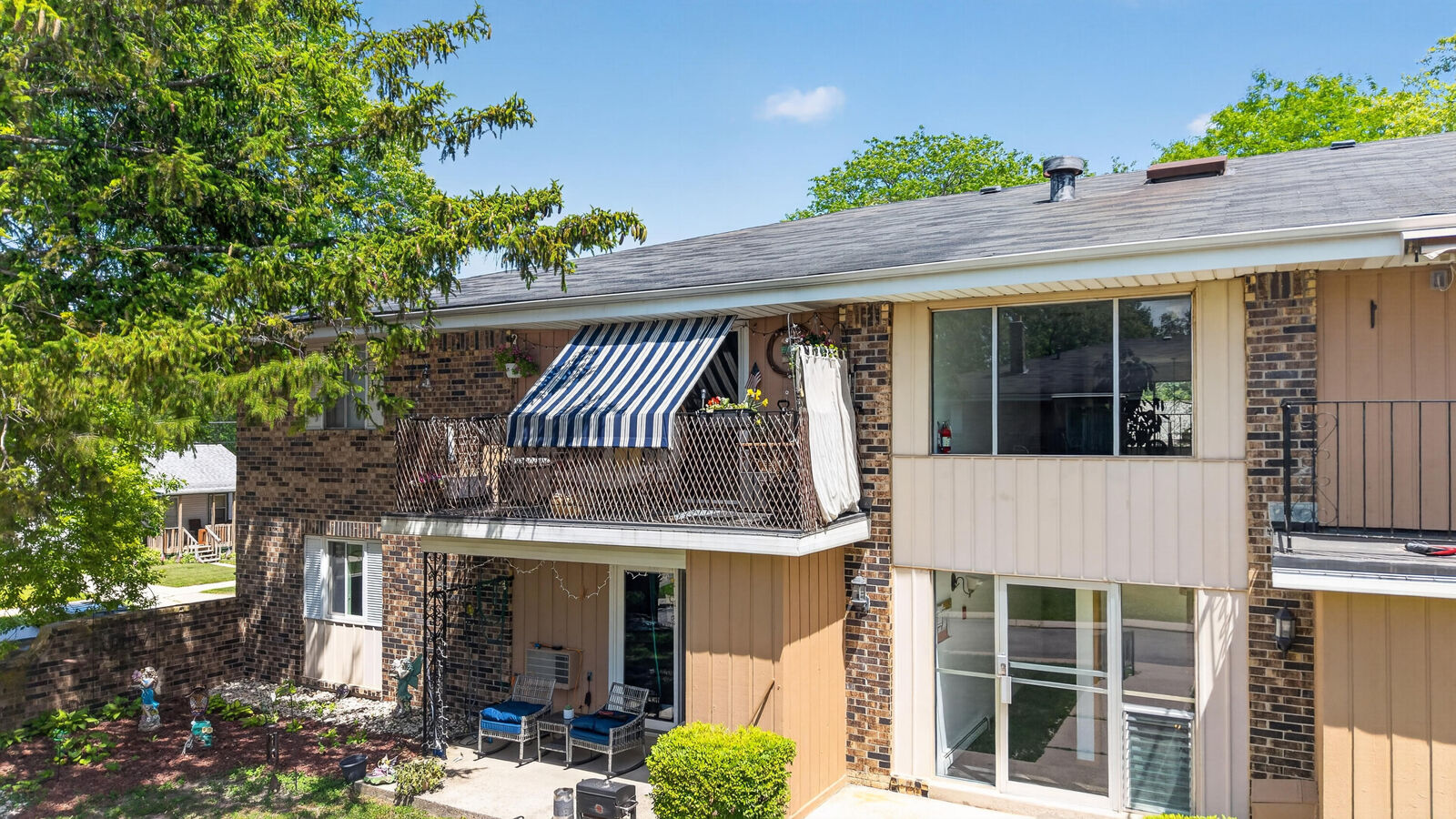 Property Photo: 3407 S Pine Ave WI 53207