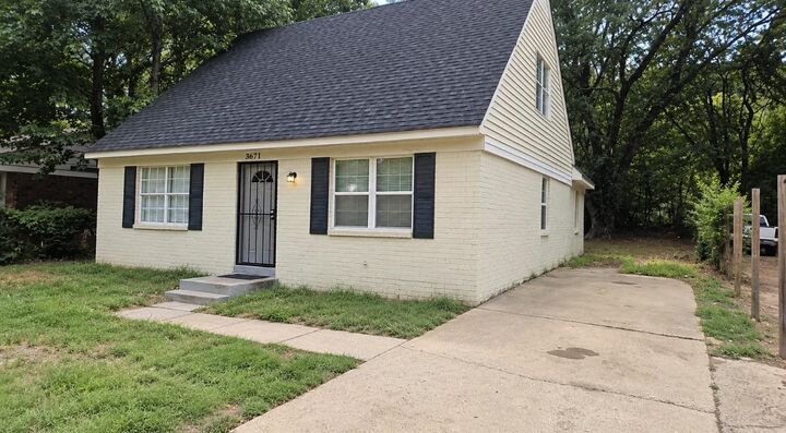 Property Photo:  3671 Skylark Dr  TN 38109 